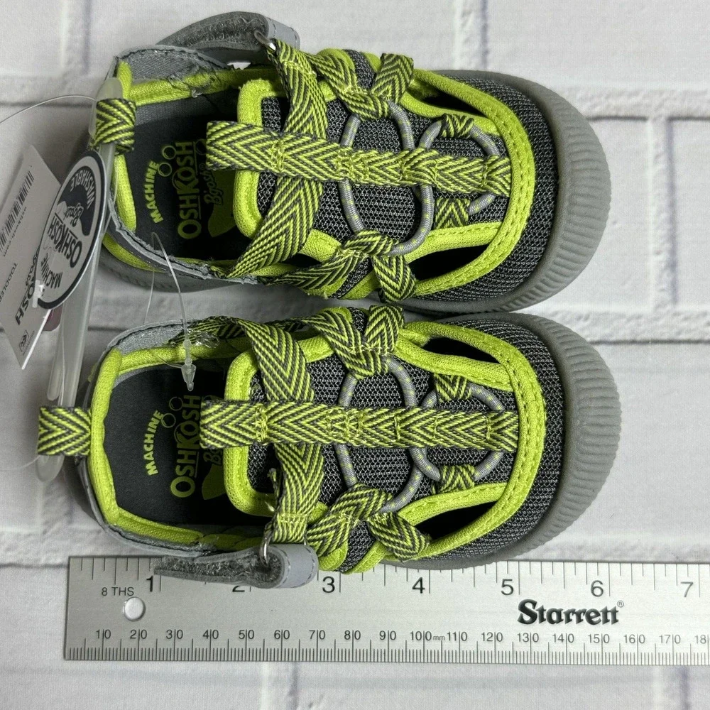 OshKosh Everplay Flexible Outsole Bump Toe Sandal Toddler Size 5 Green